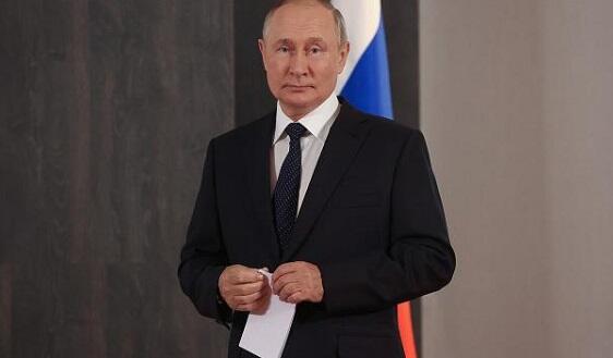 image-putin-gozleyir